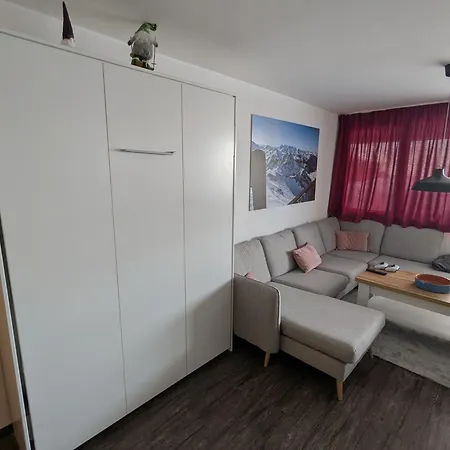 Ski-in, Ski-out Thyon Κάμπινγκ