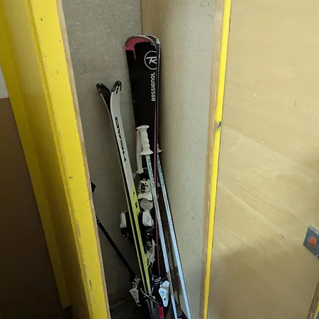 Ski-in, Ski-out Thyon Kemping *